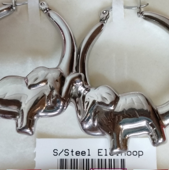 Elephant Silver Hoop Earrings Nwt - Picture 1 of 8
